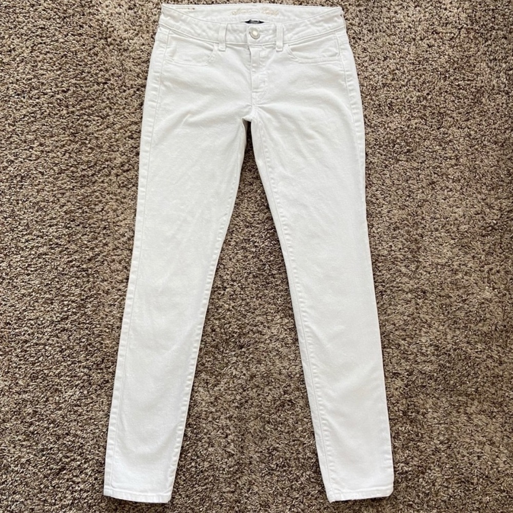AEO | Mid-rise Stretch Skinny White Jean